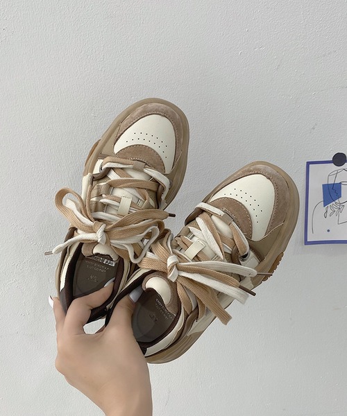aimoha（アイモハ）の「かわいい厚底スニーカー（スニーカー・レディース・ベージュ/ブラック・24.5cm/23.5cm/24.0cm/22.5cm/23.0cm）」の8枚目の写真