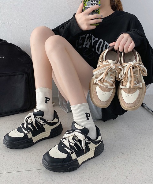 aimoha（アイモハ）の「かわいい厚底スニーカー（スニーカー・レディース・ベージュ/ブラック・24.5cm/23.5cm/24.0cm/22.5cm/23.0cm）」の5枚目の写真