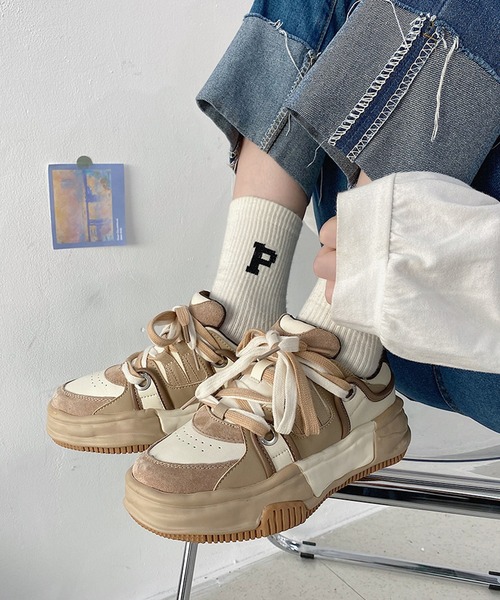 aimoha（アイモハ）の「かわいい厚底スニーカー（スニーカー・レディース・ベージュ/ブラック・24.5cm/23.5cm/24.0cm/22.5cm/23.0cm）」の20枚目の写真