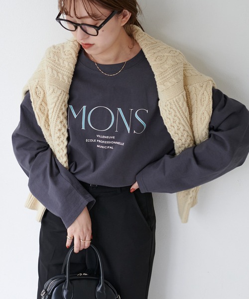 DISCOAT(ディスコート)の「MONSプリントロングTシャツ(Tシャツ/カットソー・レディース・ライトグレー/チャコールグレー/オフホワイト・FREE)」の1枚目の写真
