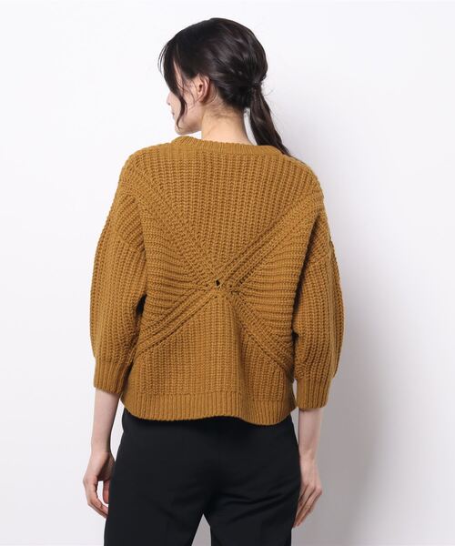 GRANDMA MAMA DAUGHTER（グランマママドーター）の「【 GRANDMA MAMA DAUGHTER / グランマ ママ ドーター 】 クロスショートニット GN831821  KTI（ニット/セーター・レディース・ブラック/マスタード・1/0）」の4枚目の写真