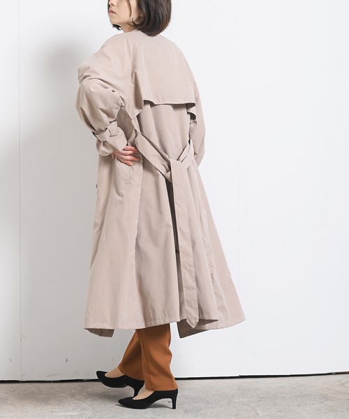 rps（アールピーエス）の「ノーカラーＢＩＧトレンチコート（トレンチコート・レディース・ベージュ/カーキ/ライトベージュ・M）」の6枚目の写真