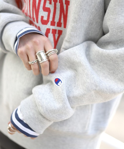 SLOBE IENA（スローブイエナ）の「【Champion / チャンピオン】ロゴスエット◆（スウェット・レディース・ライトグレー/アイボリー・FREE）」の17枚目の写真