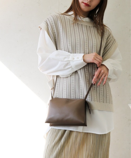 Per sist ence(パーシエンス)の「Per sist ence/パーシエンス PUシンプルライトショルダーバッグ(ショルダーバッグ・レディース・ブラック/モカ/ライトグレー・FREE)」の1枚目の写真