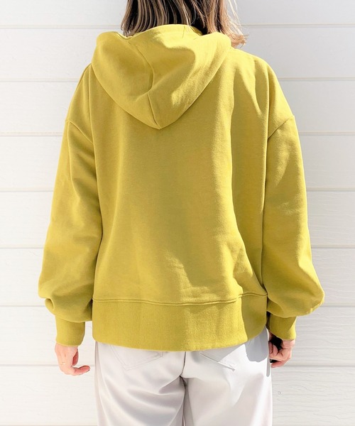 Q(キュー)の「裏毛ショートパーカー(パーカー・レディース・マスタード/エメラルド/ライトグレー・MEDIUM)」の6枚目の写真