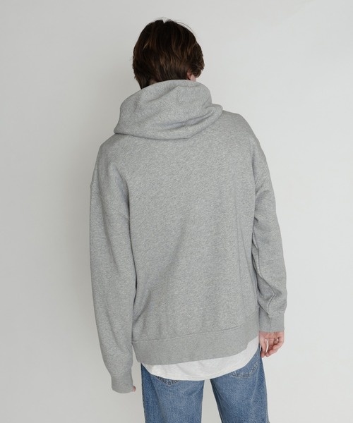 Levi's(リーバイス)の「リラックスグラフィックフーディー CORE POSTER(パーカー・メンズ・グレー・L/M/S/XL)」の3枚目の写真