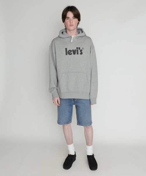 Levi's(リーバイス)の「リラックスグラフィックフーディー CORE POSTER(パーカー・メンズ・グレー・L/M/S/XL)」の4枚目の写真