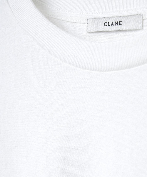 CLANE（クラネ）の「UNEVEN SIDE SLIT T-SHIRT（Tシャツ/カットソー・レディース・ホワイト/ベージュ・1/2）」の17枚目の写真