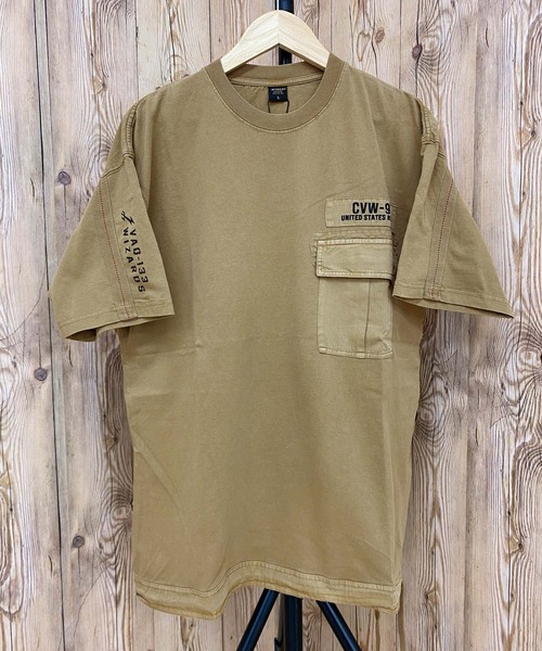 AVIREX(アヴィレックス)の「フェイドウォッシュ ルーズ フィット ミリタリーポケット半袖Tシャツ(Tシャツ/カットソー・メンズ・カーキ/ブラック/オリーブ/オフホワイト・XL/M/XXL/L)」の1枚目の写真