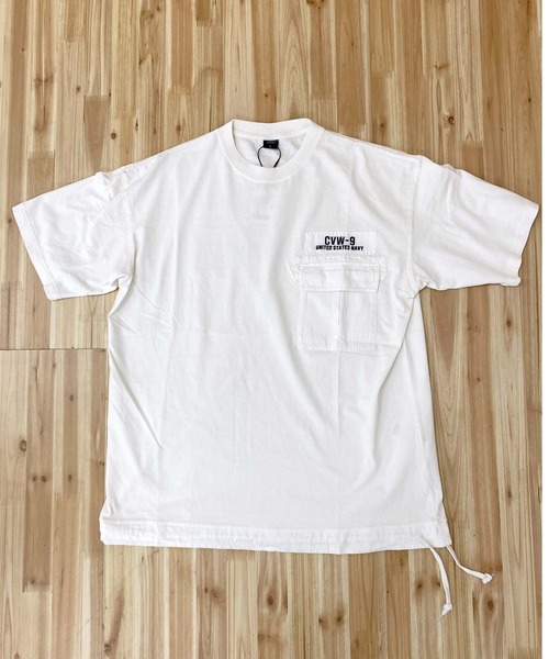 AVIREX(アヴィレックス)の「フェイドウォッシュ ルーズ フィット ミリタリーポケット半袖Tシャツ(Tシャツ/カットソー・メンズ・カーキ/ブラック/オリーブ/オフホワイト・XL/M/XXL/L)」の6枚目の写真