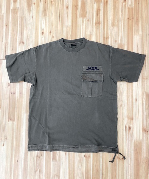 AVIREX(アヴィレックス)の「フェイドウォッシュ ルーズ フィット ミリタリーポケット半袖Tシャツ(Tシャツ/カットソー・メンズ・カーキ/ブラック/オリーブ/オフホワイト・XL/M/XXL/L)」の14枚目の写真