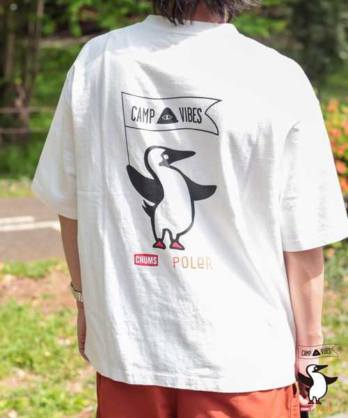 CHUMS(チャムス)の「【POLER×CHUMS×JS】 別注 BOOBY LOGO PRINT Tシャツ(Tシャツ/カットソー・メンズ・ホワイト/ブラック/グレー・MEDIUM/LARGE/X-LARGE)」の7枚目の写真