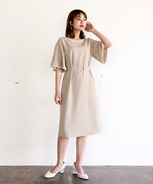 WHITE JOOLA | 【洗濯機で洗える&防シワ】強撚ポリストレッチ・配色フレアースリーブワンピース(ベルト付き)(ワンピース)