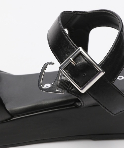 repipi armario（レピピ アルマリオ）の「スクエアパデットサンダル（サンダル・キッズ・グレー/ブラック系その他/ホワイト系その他/ブルー系その他・SMALL/MEDIUM/LARGE）」の19枚目の写真