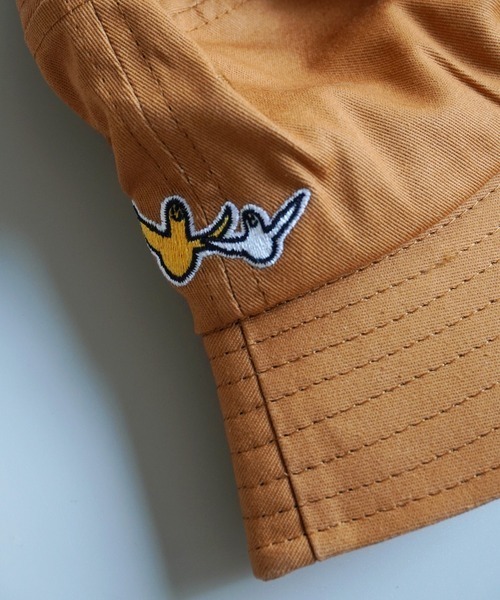 （What it isNt）ART BY MARKGONZALES（ワットイットイズント）の「【（What it isNt）ART BY MARKGONZALES】刺繍 コットン バケットハット（ハット・メンズ・ホワイト/ブラック/ネイビー/ホワイト系その他/ブラック系その他/ベージュ系その他/ブルー系その他/ベージュ/ブラウン/ブラック系その他2/ホワイト系その他2/ベージュ系その他2/ホワイト系その他3/ブラック系その他3/グリーン・FREE）」の9枚目の写真
