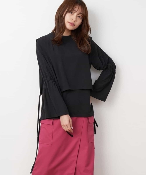 A de a.v.v（アードアー・ヴェ・ヴェ）の「［2WAY］ハイネックレイヤードブラウス（シャツ/ブラウス・レディース・マスタード/ホワイト/ブラック・36/38）」の3枚目の写真