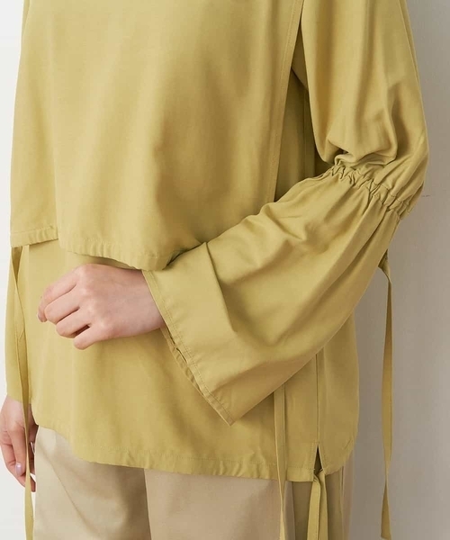 A de a.v.v（アードアー・ヴェ・ヴェ）の「［2WAY］ハイネックレイヤードブラウス（シャツ/ブラウス・レディース・マスタード/ホワイト/ブラック・36/38）」の21枚目の写真
