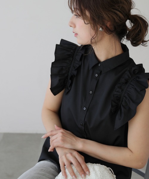frames RAY CASSIN（フレームスレイカズン）の「WEB限定．袖フリルノースリブラウス（シャツ/ブラウス・レディース・ブラック/ブルー/オフホワイト・FREE）」の21枚目の写真