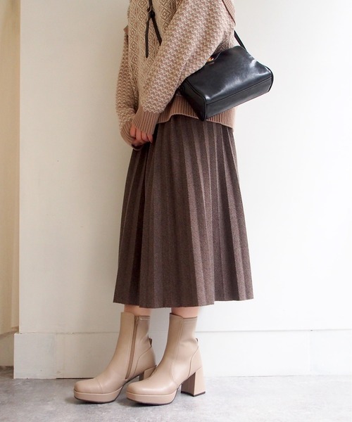 byあしながおじさん（バイアシナガオジサン）の「厚底ストレッチブーツ　-8980677（ブーツ・レディース・ブラック系その他/ブラック/アイボリー・24.5cm/23.0cm/24.0cm/23.5cm/22.5cm）」の7枚目の写真