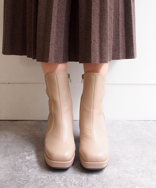 byあしながおじさん（バイアシナガオジサン）の「厚底ストレッチブーツ　-8980677（ブーツ・レディース・ブラック系その他/ブラック/アイボリー・24.5cm/23.0cm/24.0cm/23.5cm/22.5cm）」の8枚目の写真