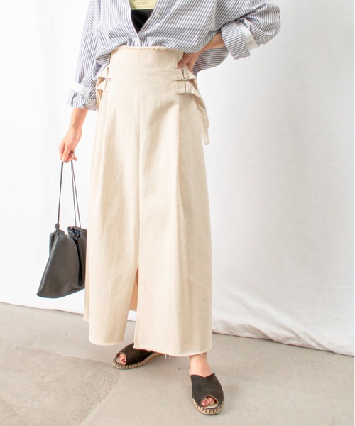 LUCA/LADY LUCK LUCA（ルカ/レディラックルカ）の「LC/LLL デニムサイドベルトスカート（デニムスカート・レディース・インディゴブルー/ライトベージュ・FREE）」の3枚目の写真