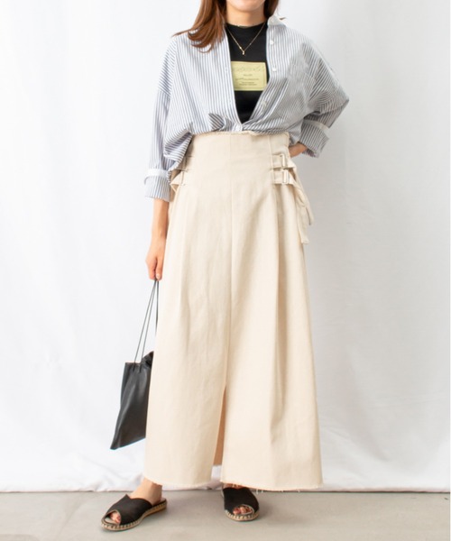 LUCA/LADY LUCK LUCA（ルカ/レディラックルカ）の「LC/LLL デニムサイドベルトスカート（デニムスカート・レディース・インディゴブルー/ライトベージュ・FREE）」の4枚目の写真