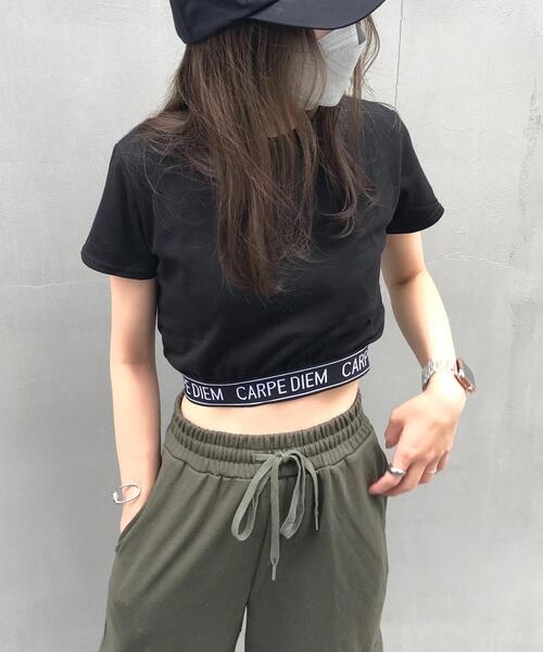 INGNI(イング)の「裾ゴムロゴTシャツ(Tシャツ/カットソー・レディース・グリーン/オフホワイト/ブラック・M)」の2枚目の写真
