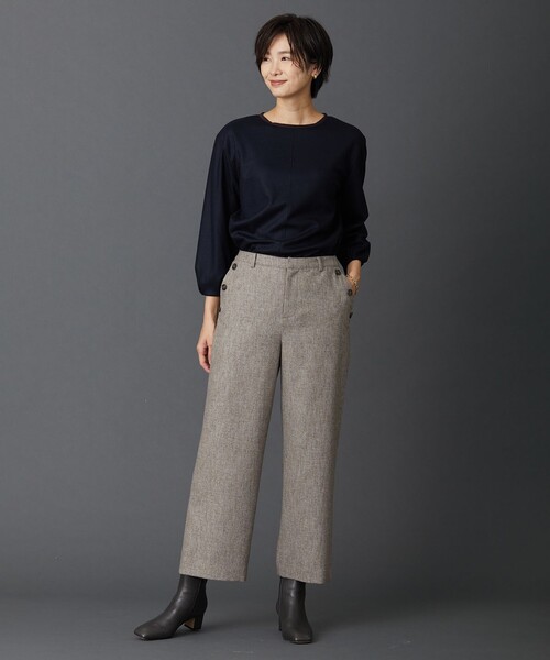 J.PRESS(ジェイプレス)の「シャンブレーツイル セミワイド パンツ(その他パンツ・レディース・ライトグレー系/ブラウン系・T17/T15/T13)」の4枚目の写真
