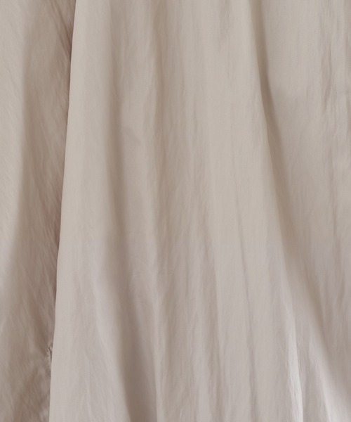 COLLAGE GALLARDAGALANTE(コラージュガリャルダガランテ)の「軽量/秋服のスタイリングに欠かせない/オーバーサイズMA-1/手洗い可(MA-1・レディース・オフホワイト/カーキ・FREE)」の11枚目の写真