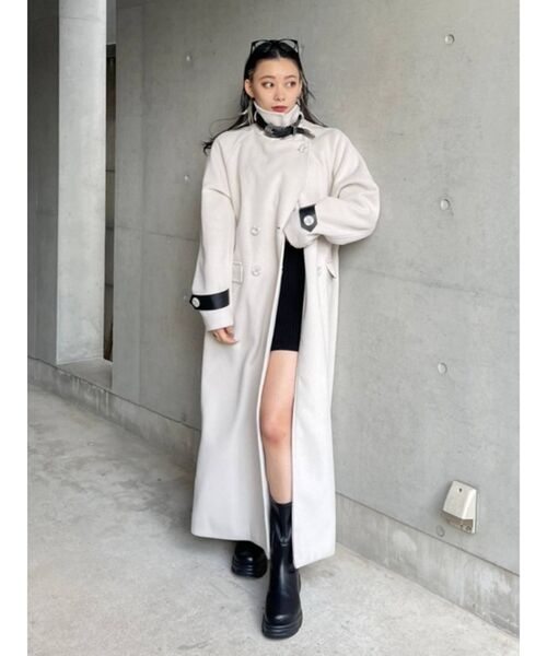 EVRIS（エヴリス）の「ベルテッドロングコート（その他アウター・レディース・ブラック/ブルー/アイボリー・FREE）」の8枚目の写真