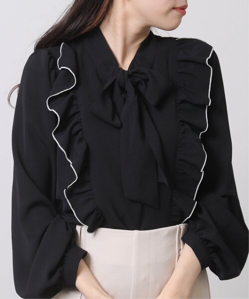 RAY CASSIN(レイカズン)の「ボータイフリルブラウス(シャツ/ブラウス・レディース・ピンク/ブラック/オフホワイト・FREE)」の4枚目の写真