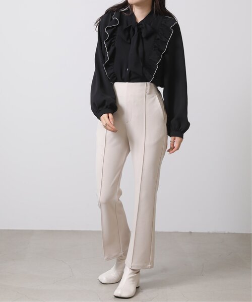 RAY CASSIN(レイカズン)の「ボータイフリルブラウス(シャツ/ブラウス・レディース・ピンク/ブラック/オフホワイト・FREE)」の7枚目の写真