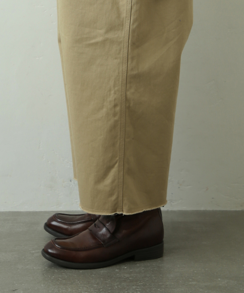 JOURNAL STANDARD LUXE(ジャーナルスタンダード ラックス)の「チノクロス スタンダードオーバーオール(サロペット/オーバーオール・レディース・ベージュ・FREE)」の22枚目の写真