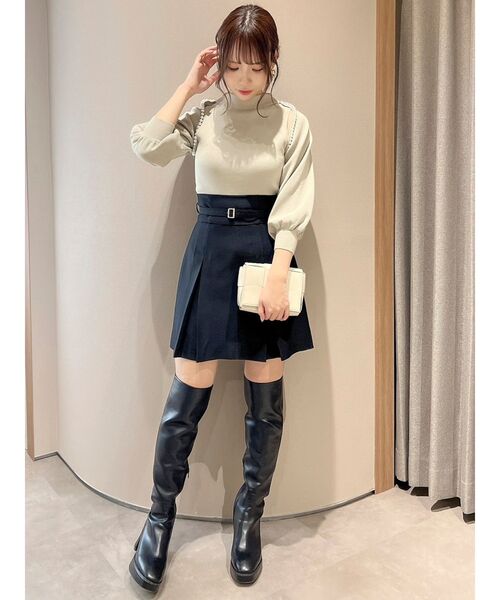 dazzlin（ダズリン）の「ボックスプリーツベルトミニスカートⅡ（スカート・レディース・グレー/ブラック・SMALL/MEDIUM）」の4枚目の写真