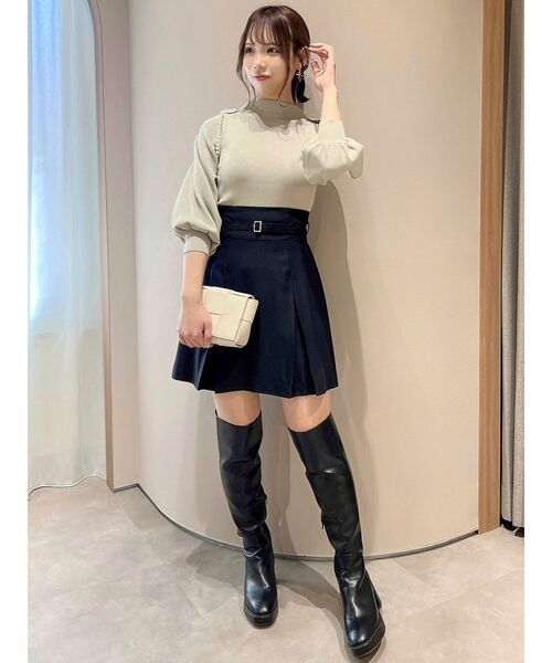 dazzlin（ダズリン）の「ボックスプリーツベルトミニスカートⅡ（スカート・レディース・グレー/ブラック・SMALL/MEDIUM）」の5枚目の写真