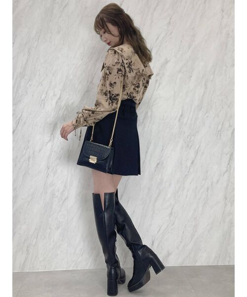 dazzlin（ダズリン）の「ボックスプリーツベルトミニスカートⅡ（スカート・レディース・グレー/ブラック・SMALL/MEDIUM）」の22枚目の写真