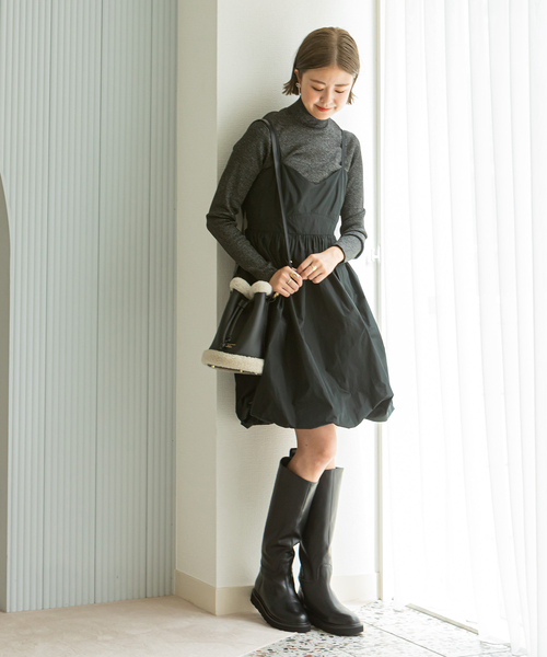 U by SPICK&SPAN(ユーバイスピックアンドスパン)の「【CHRISTIAN VILLA /クリスチャン ヴィラ】 BoaバルーンBAG(ショルダーバッグ・レディース・キャメル/ブラック・FREE)」の5枚目の写真