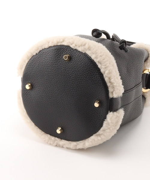 U by SPICK&SPAN(ユーバイスピックアンドスパン)の「【CHRISTIAN VILLA /クリスチャン ヴィラ】 BoaバルーンBAG(ショルダーバッグ・レディース・キャメル/ブラック・FREE)」の15枚目の写真