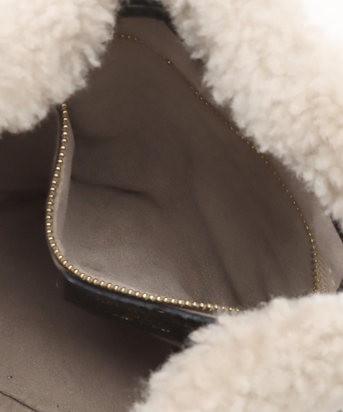 U by SPICK&SPAN(ユーバイスピックアンドスパン)の「【CHRISTIAN VILLA /クリスチャン ヴィラ】 BoaバルーンBAG(ショルダーバッグ・レディース・キャメル/ブラック・FREE)」の19枚目の写真