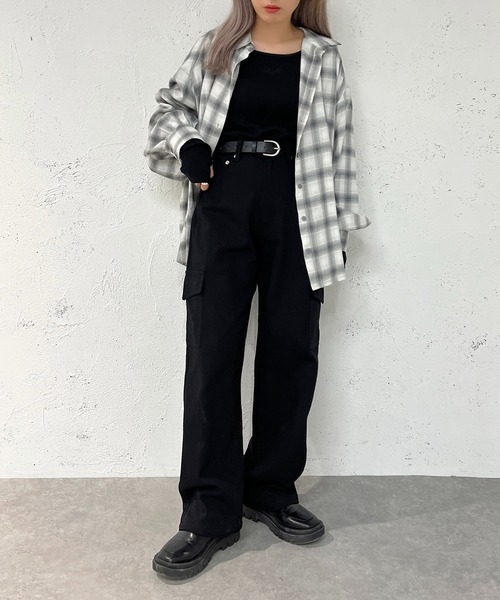 apres jour mignon(アプレジュールミニョン)の「フィンガーホールリブトップス【ZOZOTOWN限定アイテム】(Tシャツ/カットソー・レディース・アイボリー/その他/ブラック・フリー/X-LARGE)」の13枚目の写真