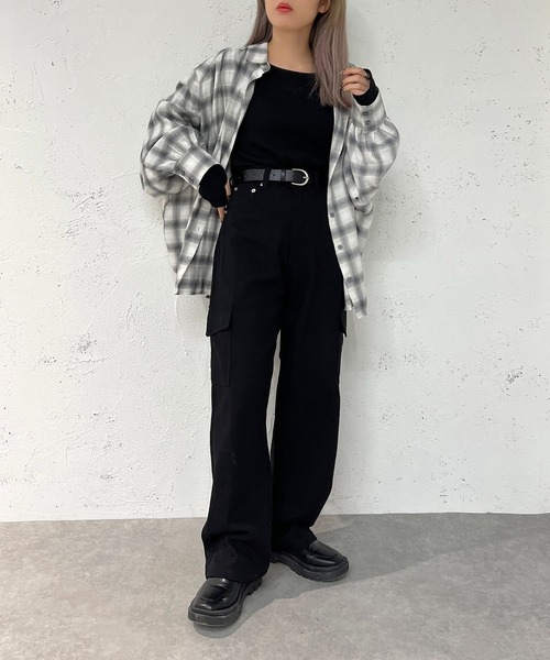 apres jour mignon(アプレジュールミニョン)の「フィンガーホールリブトップス【ZOZOTOWN限定アイテム】(Tシャツ/カットソー・レディース・アイボリー/その他/ブラック・フリー/X-LARGE)」の14枚目の写真
