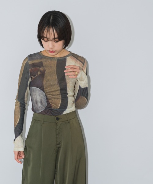mebole(メボレ)の「ニュアンスプリントトップス(Tシャツ/カットソー・レディース・ブラウン・FREE)」の11枚目の写真