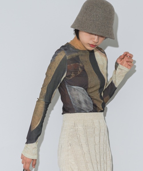 mebole(メボレ)の「ニュアンスプリントトップス(Tシャツ/カットソー・レディース・ブラウン・FREE)」の17枚目の写真