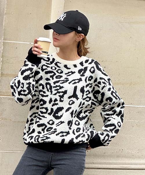 NANING9(ナンニング)の「NANING9 レオパードニットセーター(ニット/セーター・レディース・ブラック・FREE)」の5枚目の写真