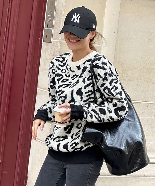 NANING9(ナンニング)の「NANING9 レオパードニットセーター(ニット/セーター・レディース・ブラック・FREE)」の8枚目の写真
