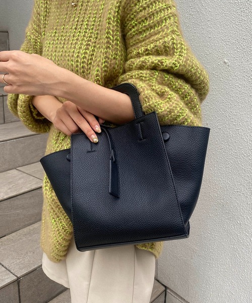 CAPRICIEUX LE'MAGE（カプリシューレマージュ）の「2SETファンバッグ（ハンドバッグ・レディース・ブラック/アイボリー/グレイッシュベージュ・FREE）」の10枚目の写真