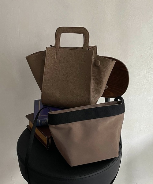 CAPRICIEUX LE'MAGE（カプリシューレマージュ）の「2SETファンバッグ（ハンドバッグ・レディース・ブラック/アイボリー/グレイッシュベージュ・FREE）」の6枚目の写真