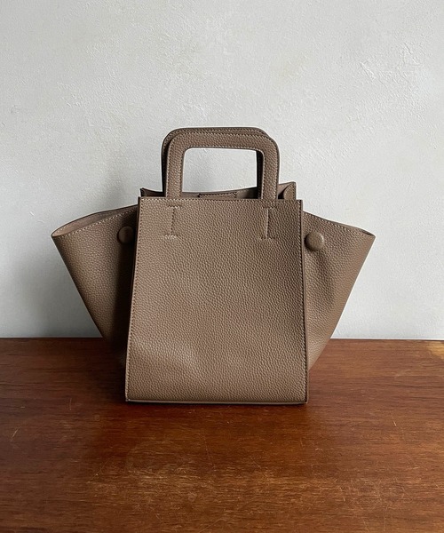 CAPRICIEUX LE'MAGE（カプリシューレマージュ）の「2SETファンバッグ（ハンドバッグ・レディース・ブラック/アイボリー/グレイッシュベージュ・FREE）」の11枚目の写真