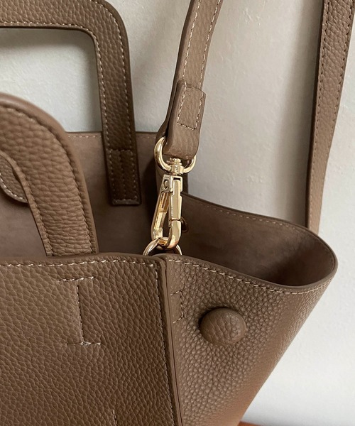 CAPRICIEUX LE'MAGE（カプリシューレマージュ）の「2SETファンバッグ（ハンドバッグ・レディース・ブラック/アイボリー/グレイッシュベージュ・FREE）」の18枚目の写真