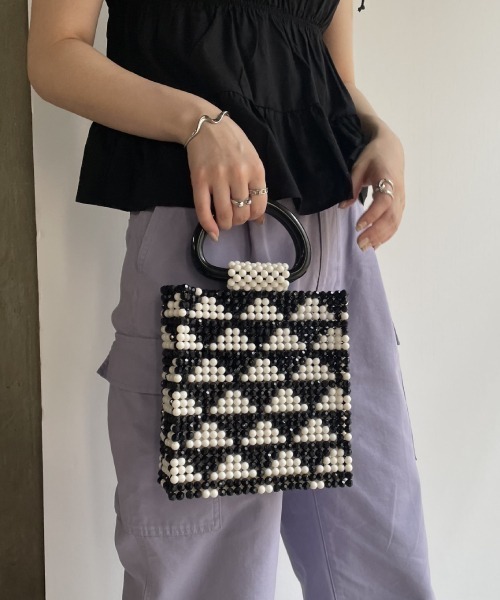 Casselini(キャセリーニ)の「Casselini(キャセリーニ)パターンビーズバッグ(ハンドバッグ・レディース・ブラック/ホワイト/レッド・FREE)」の16枚目の写真